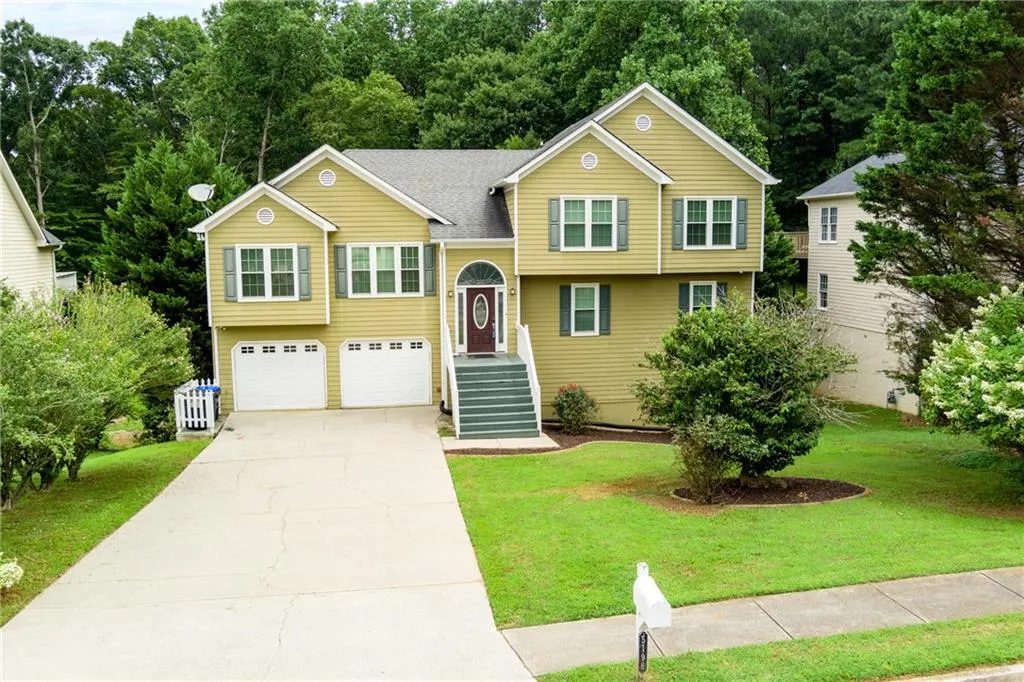 Interior or exterior photo, 5196 Proctor Landing Road, Acworth GA, image 1